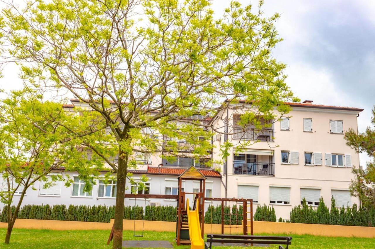 Apartment Botic Porec Exterior photo