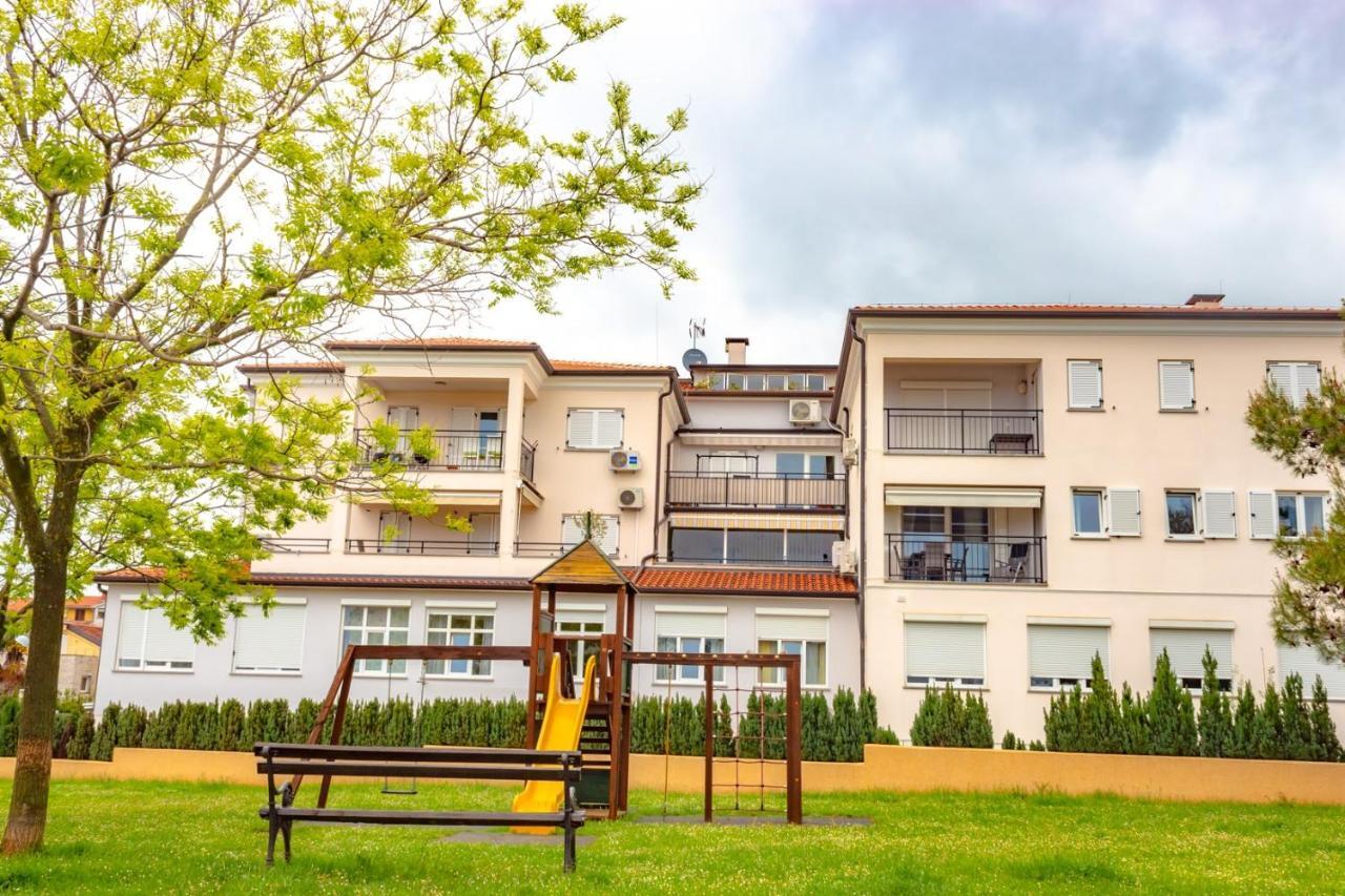 Apartment Botic Porec Exterior photo