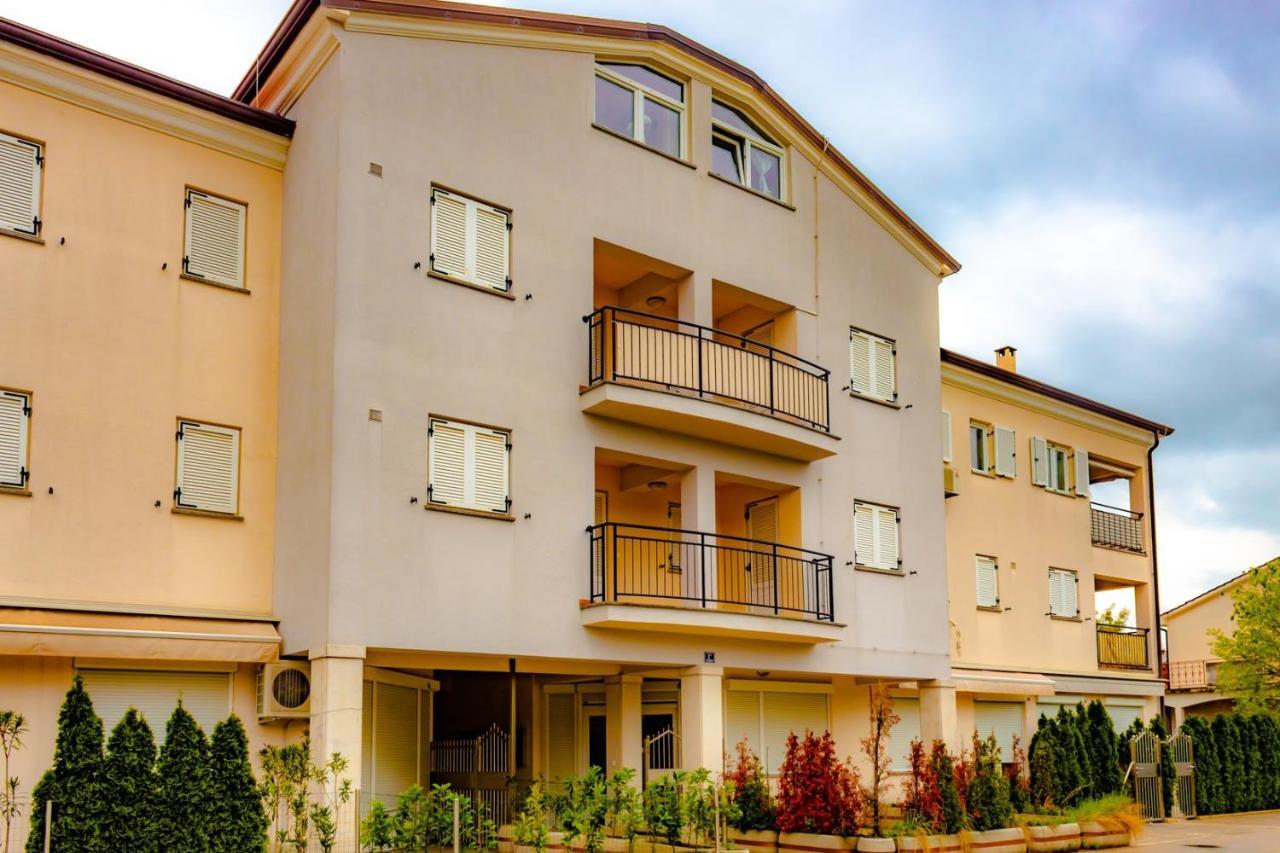 Apartment Botic Porec Exterior photo